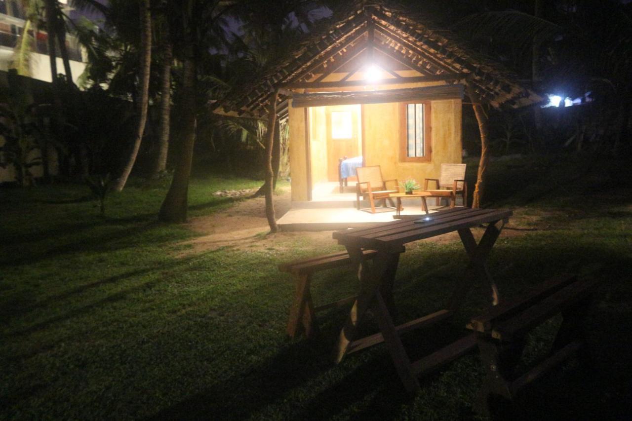 Hotel Beach Rip Rap Cabana And Guest Galle Exteriér fotografie