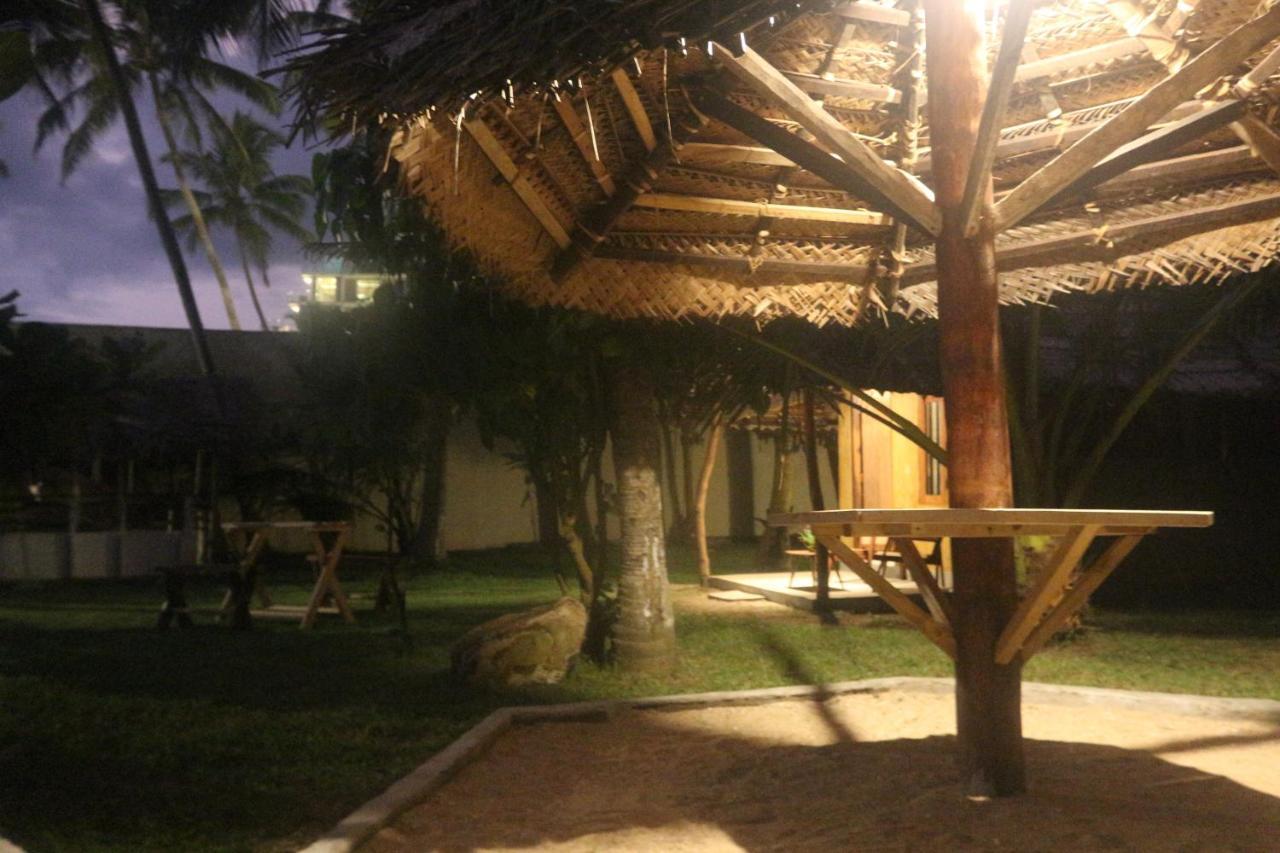 Hotel Beach Rip Rap Cabana And Guest Galle Exteriér fotografie